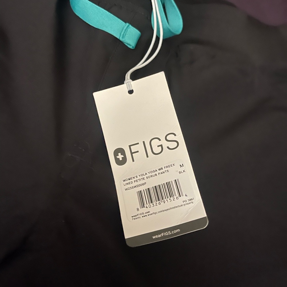 Figs scrub pants. New with tag. Med/p - Picture 3 of 4